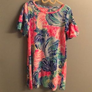 Girl’s cotton Lilly Pulitzer dress.